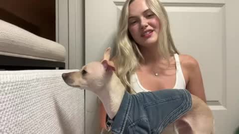 Aimee online show from August 7, 3:46 am