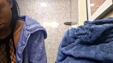 MzWaterparkwe online show from November 28, 12:19 pm