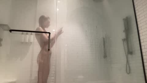 luvkoko online show from February 13, 1:29 am