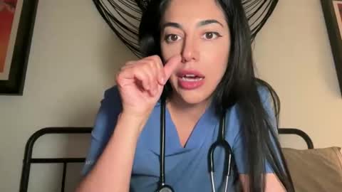 luxcher22 online show from April 24, 4:37 am