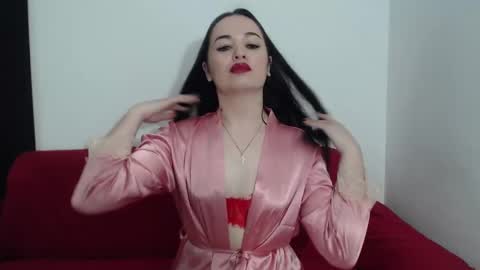 Laura online show from December 14, 2:00 am