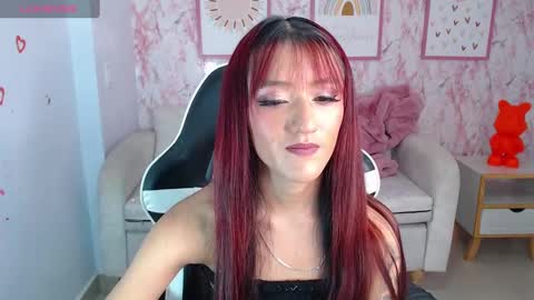 Snapshot of lya_ch chatting on January 2, 9:50 pm Call me Lia  online show from January 2, 9:50 pm