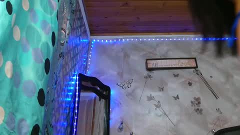 Snapshot of lya_ch chatting on February 19, 10:31 pm Call me Lia  online show from February 19, 10:31 pm