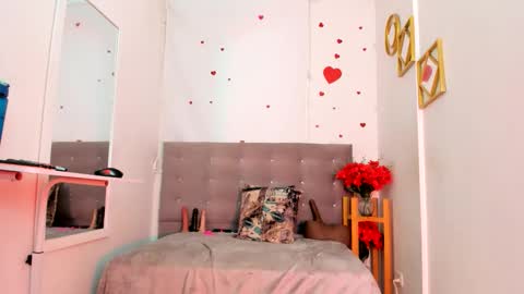 LyaBloom online show from May 8, 11:24 am