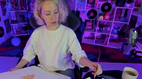 Lylith Skye NO NUDE model online show from December 11, 8:26 am