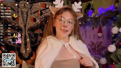 Lyra online show from December 18, 12:15 am