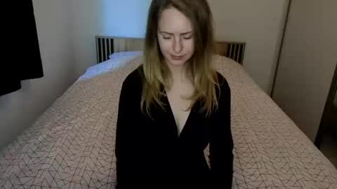 Lura online show from April 15, 9:54 am