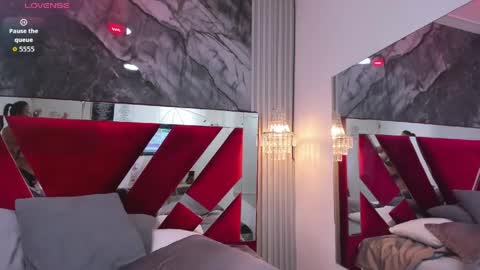 Lysa  online show from April 18, 12:18 pm