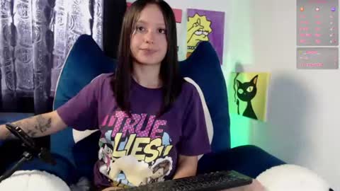 lyshana online show from July 11, 9:59 pm
