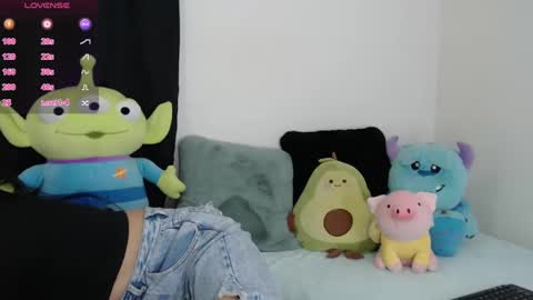 lyshana online show from February 25, 10:37 am