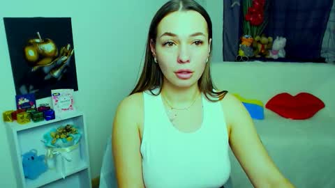 Vikki online show from February 19, 11:10 am