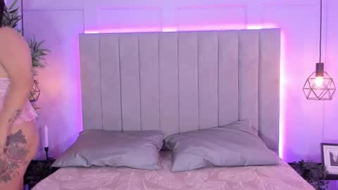 Maddie online show from February 20, 1:23 pm