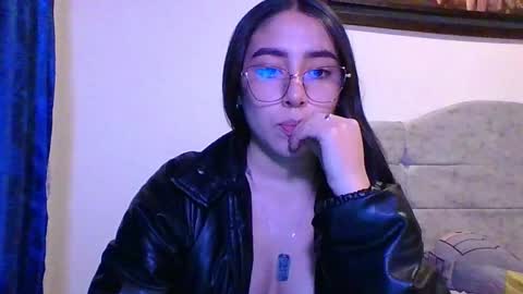 MaddieSquirt online show from December 23, 6:22 am