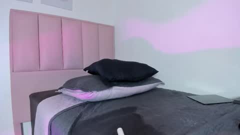 Maddison Miller online show from February 19, 7:57 pm