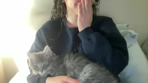 maddyhasyummypussy online show from December 17, 2:06 am