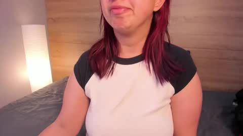 Madelaine  online show from March 10, 10:19 am