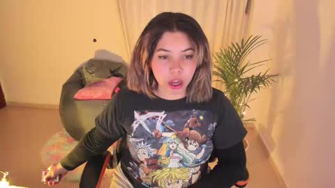 Snapshot of madelaine_taylor chatting on January 22, 10:07 am madelaine_taylor online show from January 22, 10:07 am