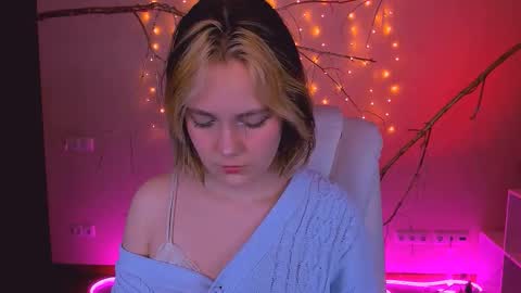 Madeline online show from February 24, 7:56 pm