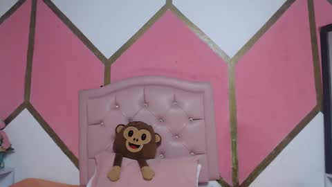 Madeline online show from October 13, 2:53 pm