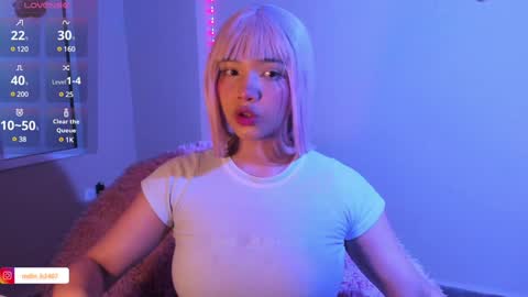 Madeline  online show from January 17, 1:04 am