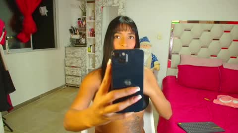 madelyn roses online show from November 7, 11:53 pm