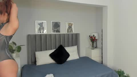 Madie  online show from April 7, 12:18 pm