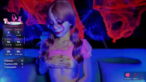 Madison Watson online show from October 24, 10:55 am