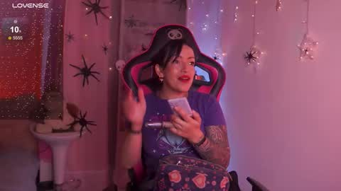 Madison   online show from October 7, 1:37 pm