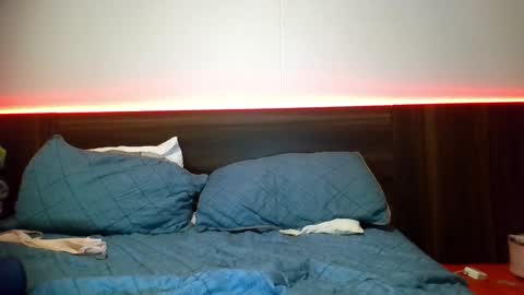 WELCOME TO Madison Wintour online show from January 23, 2:33 am