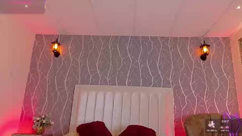    online show from November 5, 12:43 pm