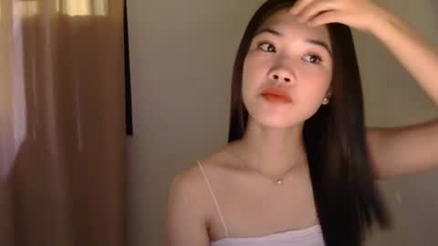 mae_luna online show from June 28, 11:22 pm