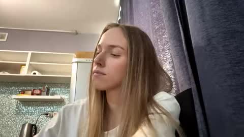 Sara online show from February 20, 6:19 am