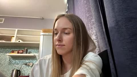 Sara online show from February 20, 6:26 am