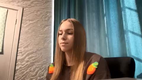 Sara online show from March 21, 7:13 am