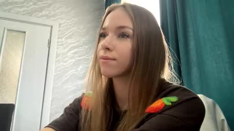 Sara online show from March 8, 6:17 am