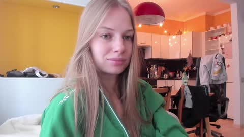 Alice  online show from January 19, 9:38 am