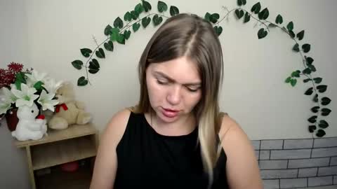 magic_katarina_ online show from September 10, 7:19 am