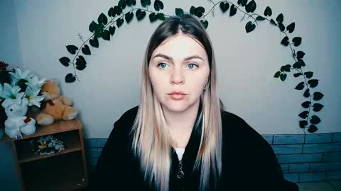 magic_katarina_ online show from February 17, 7:58 am