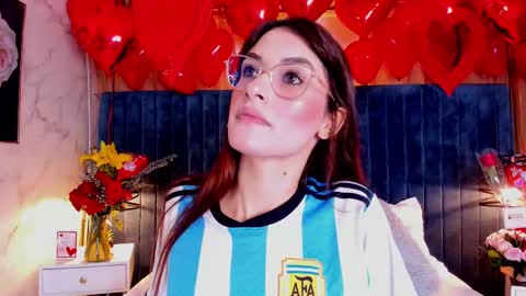 M Rss  online show from February 18, 8:37 pm