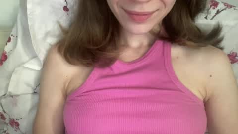 magicgirl50053 online show from June 15, 2:50 pm