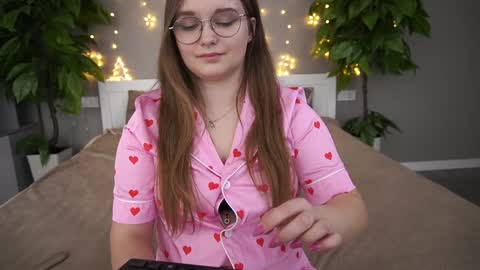 Emily online show from January 21, 1:54 pm