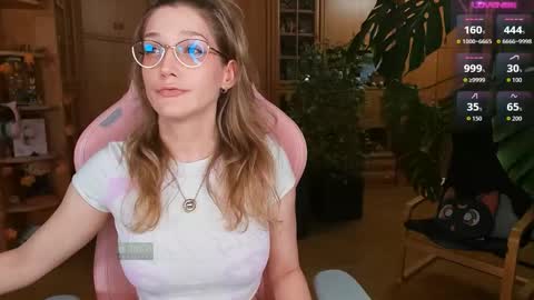 Nicole online show from September 16, 10:51 pm