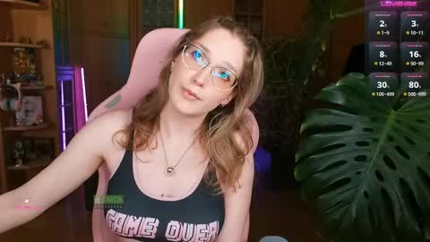 Nicole online show from April 13, 8:53 pm