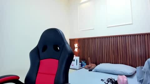 magievans1 online show from February 22, 12:08 pm