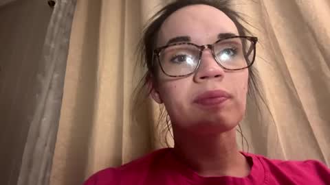 Snapshot of magsjane chatting on January 10, 8:29 am Kaye online show from January 10, 8:29 am