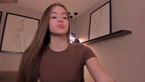  Maia  online show from October 24, 7:54 pm