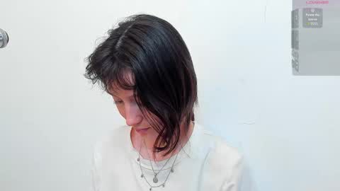 maibys online show from October 18, 3:42 am