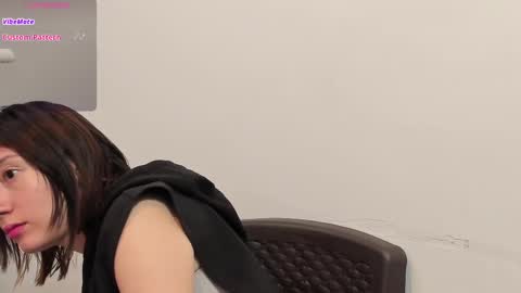 maibys online show from March 5, 3:29 am