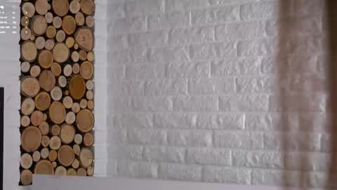 Lucy online show from March 3, 1:55 am