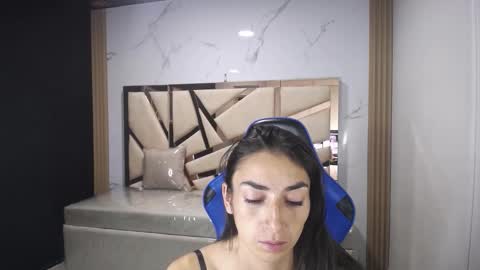 Maily online show from November 11, 3:02 am